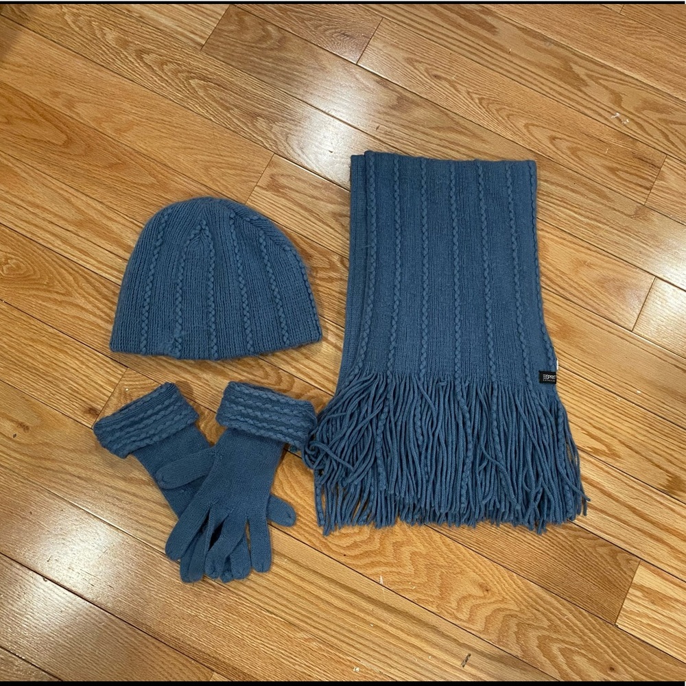 ESPRIT winter scarf/hat/gloves set